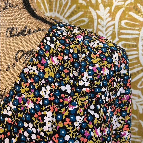 Rails Delaney Long Sleeve V-Neck Mini Dress in Dark Ditsy Floral Sz S - Picture 8 of 13